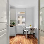 Cozy Studio In Elegant Ullanlinna